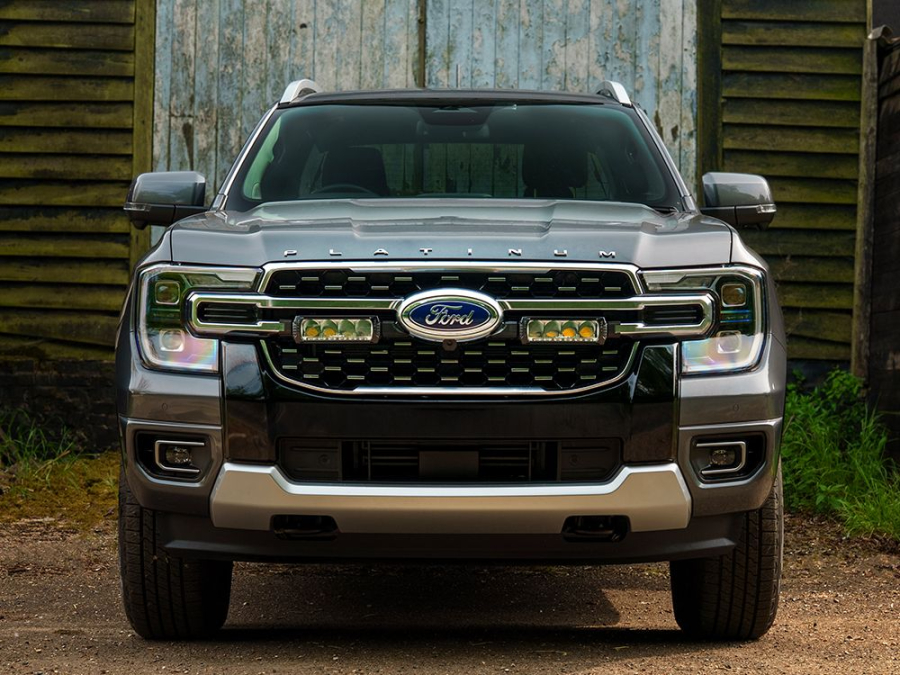 Ford Ranger Platinum (2023+) Grille Kit