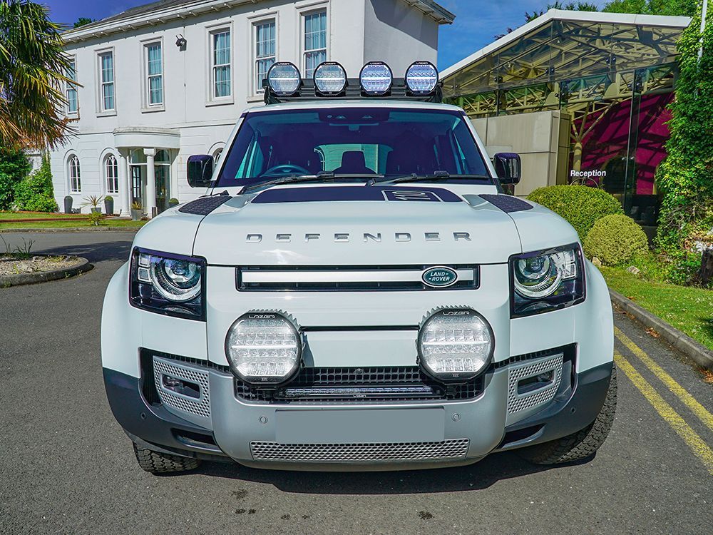 Land Rover Defender (2020+) Mounting Kit