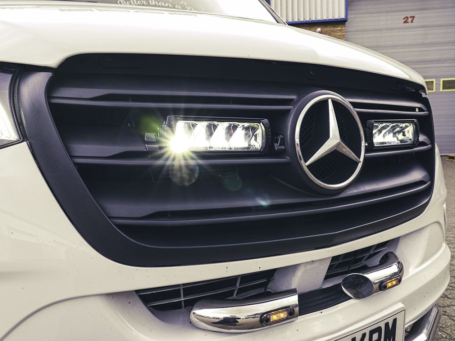 Mercedes Sprinter (2018+) Grille Kit