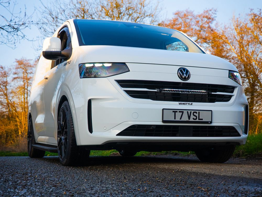 VW T7 Transporter (2025+) Grille Kit