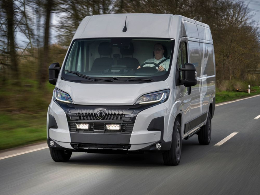 Peugeot Boxer (2024+) Grille Kit