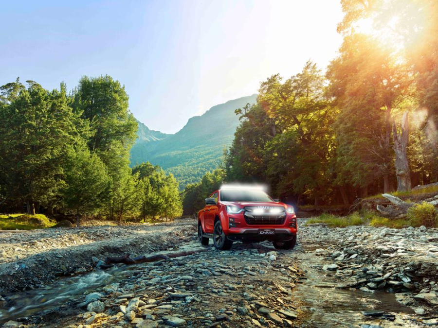 Isuzu D-Max (2017+) Roof Mount Kit (without Roof Rails)