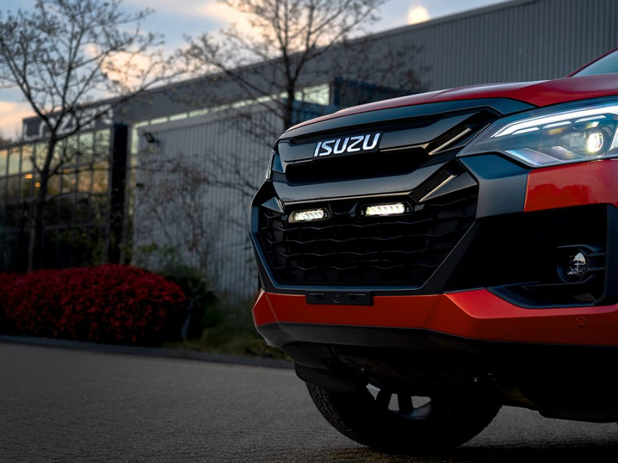 Isuzu D-Max (2025+) Grille Kit