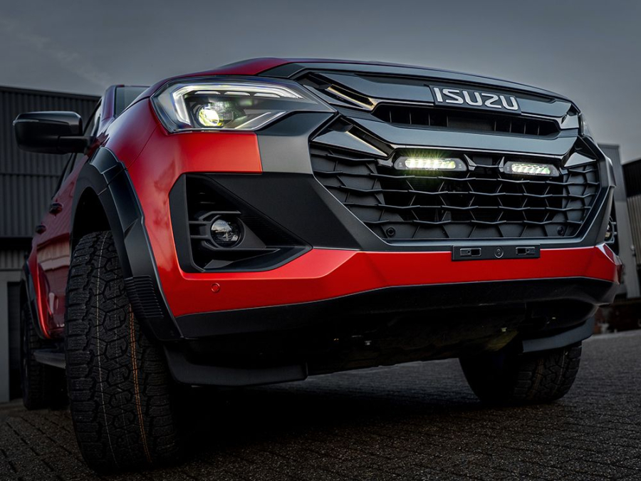 Isuzu D-Max (2025+) Grille Kit