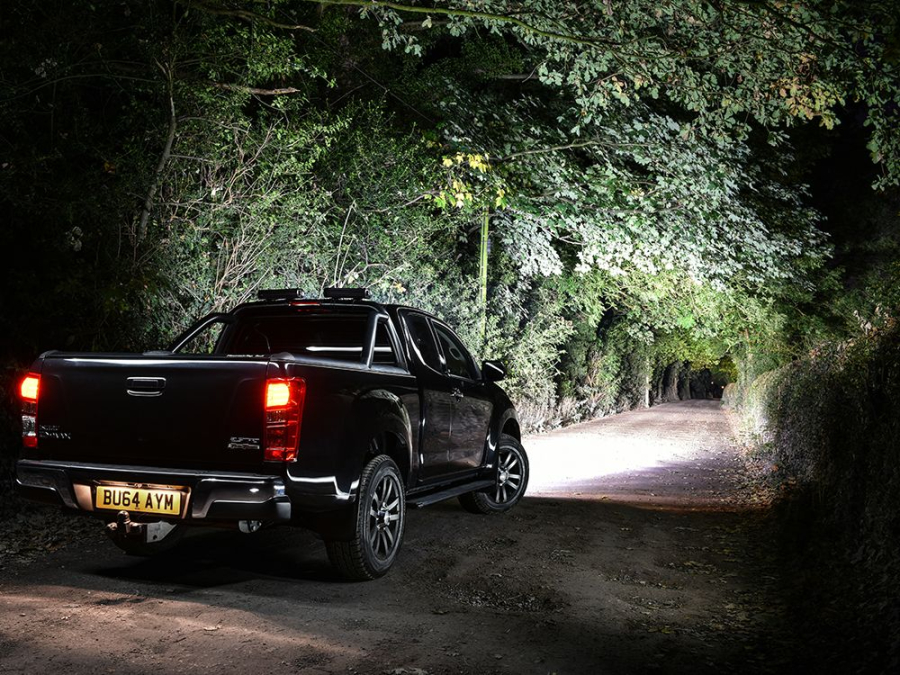 Isuzu D-Max Sports Bar Mounting Kit