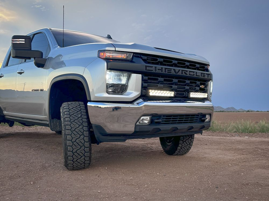 Chevrolet Silverado 2500/3500 LT (2020-2023) Grille Kit