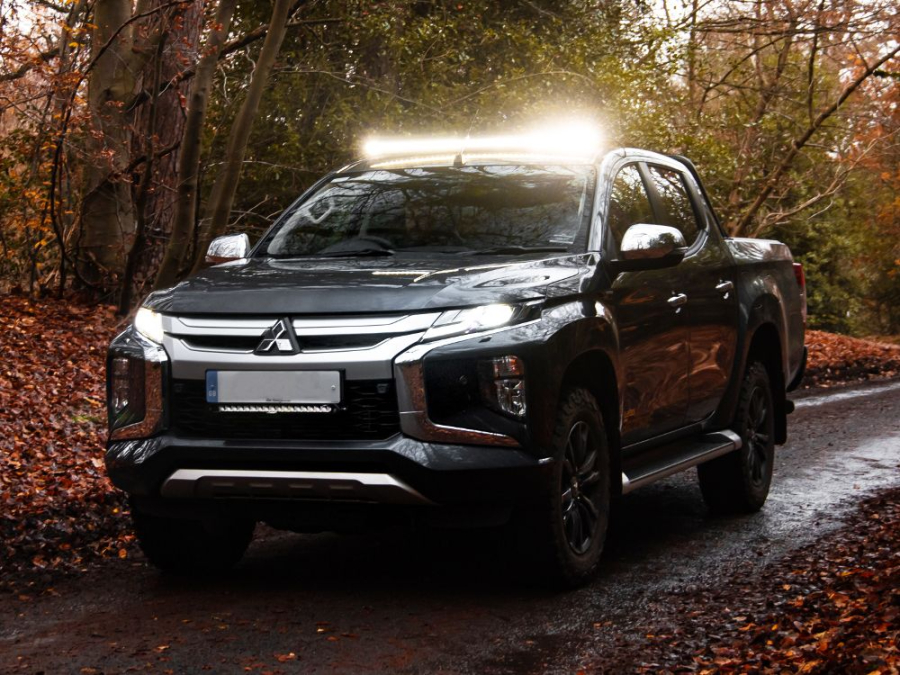 Mitsubishi L200 (2019+) Roof Mounting Kit without Roof Rails